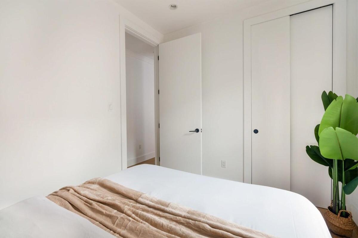 403-4c New 2br 2baths Prime Ues Apartment